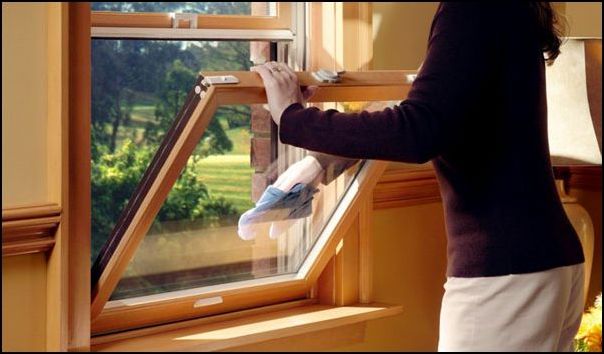 Как ухаживать за деревянными окнами: правила и рекомендации