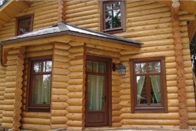 Монтаж деревянных окон в загородном доме. Плюсы и минусы деревянных окон